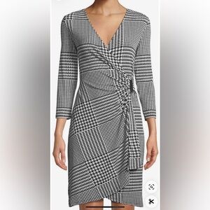 Calvin Klein - Houndstooth Wrap Dress